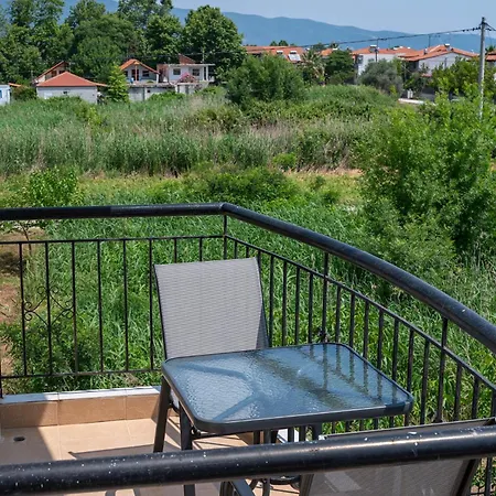 Appartement Mitro Sun & Sea, Vrasná